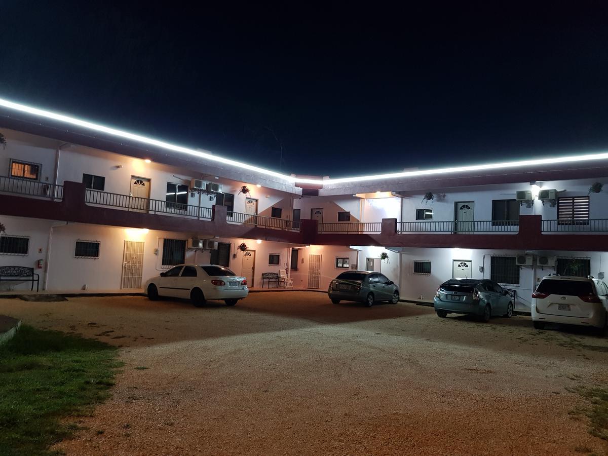 Lee'S Comfort House Chalan Kanoa Exterior foto